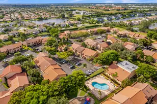 942 SW 113th Terrace, Pembroke Pines, FL 33025 - Photo 56
