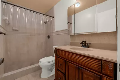 942 SW 113th Terrace, Pembroke Pines, FL 33025 - Photo 22