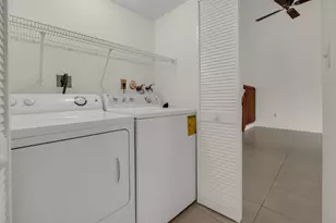 942 SW 113th Terrace, Pembroke Pines, FL 33025 - Photo 36
