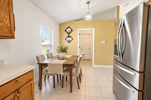 8745 105th Ct, Vero Beach, FL 32967 - Photo 4