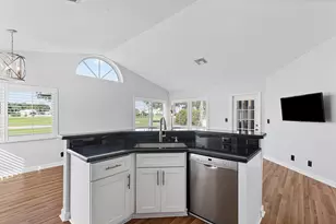8213 Cassia Dr, Boynton Beach, FL 33472 - Photo 6