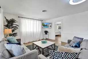 1004 NE 26th Ave, Pompano Beach, FL 33062 - Photo 10