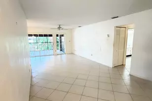 40 Pelican Pointe Dr, Delray Beach, FL 33483 - Photo 14