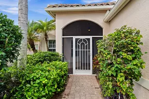392 NW Breezy Point Loop, Port Saint Lucie, FL 34986 - Photo 4