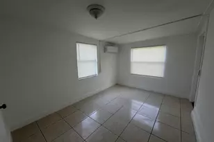 1729 NW 16th Ave, Fort Lauderdale, FL 33311 - Photo 4