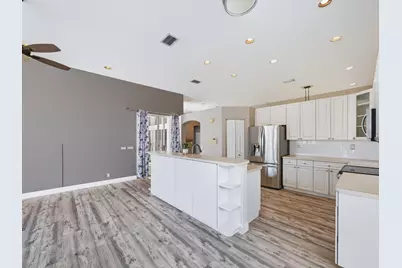 5574 Bermuda Dunes Circle, Lake Worth, FL 33463 - Photo 16