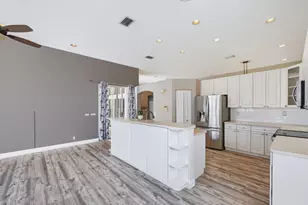 5574 Bermuda Dunes Cir, Lake Worth, FL 33463 - Photo 16