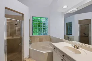 5574 Bermuda Dunes Cir, Lake Worth, FL 33463 - Photo 22