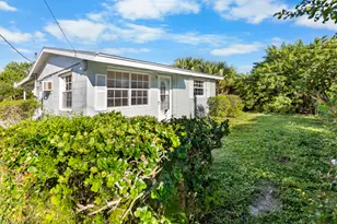 4229 25th Ave, Vero Beach, FL 32967 - Photo 2