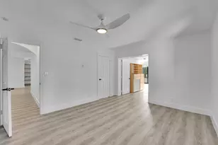 956 SE 10th Ct, Pompano Beach, FL 33060 - Photo 36