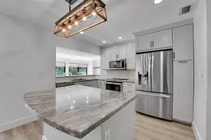 956 SE 10th Ct, Pompano Beach, FL 33060 - Photo 18