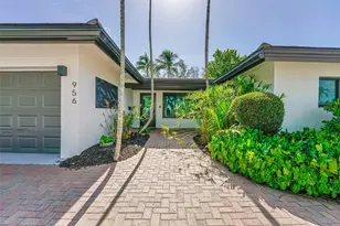 956 SE 10th Ct, Pompano Beach, FL 33060 - Photo 4
