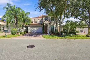 301 Mulberry Grove Rd, West Palm Beach, FL 33411 - Photo 2