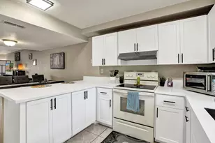 178 NW 115th Terrace, Plantation, FL 33325 - Photo 6