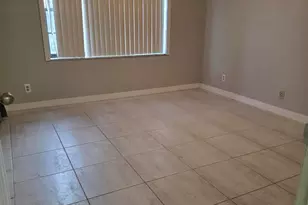2000 NW 70th Ln, Margate, FL 33063 - Photo 14