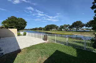 325 Berenger Walk, Royal Palm Beach, FL 33414 - Photo 36