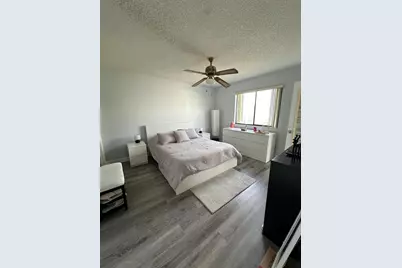 3138 Via Poinciana #317, Lake Worth, FL 33467 - Photo 6