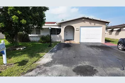 1271 NW 45th Court, Deerfield Beach, FL 33064 - Photo 4