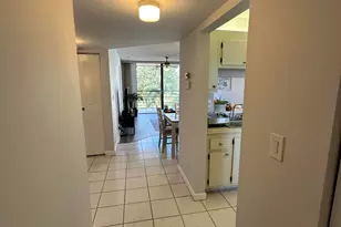 3138 Via Poinciana, Lake Worth, FL 33467 - Photo 2