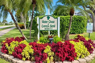 2230 N Cypress Bend Dr, Pompano Beach, FL 33069 - Photo 4