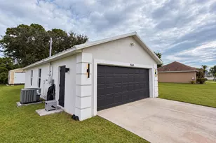 1569 SW Pitts Ave, Port Saint Lucie, FL 34953 - Photo 42