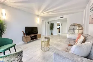 470 NW 20th St, Boca Raton, FL 33431 - Photo 4