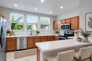 430 Amador Ln, West Palm Beach, FL 33401 - Photo 2