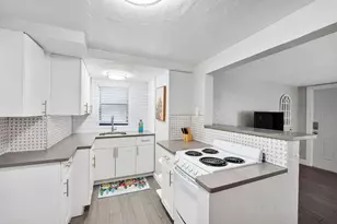 551 SW 13th Ave, Fort Lauderdale, FL 33312 - Photo 4