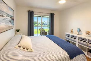 2103 Oakridge V, Deerfield Beach, FL 33442 - Photo 16