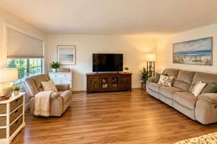2103 Oakridge V, Deerfield Beach, FL 33442 - Photo 2