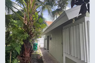 1111 SW 111th Way, Davie, FL 33324 - Photo 2