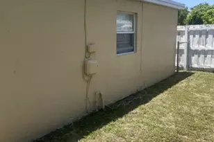 1487 NE 180th St, North Miami Beach, FL 33162 - Photo 2