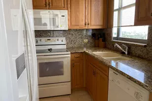 1010 S Ocean Blvd, Pompano Beach, FL 33062 - Photo 20