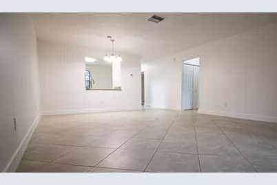 1303 Lakeview Drive E, Royal Palm Beach, FL 33411 - Photo 8