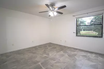 1303 Lakeview Drive E, Royal Palm Beach, FL 33411 - Photo 16