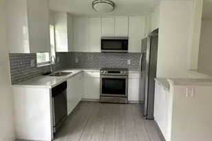 80 NW 3rd Ct, Boca Raton, FL 33432 - Photo 2