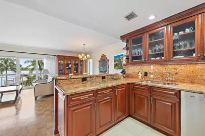 250 Bradley Place #408, Palm Beach, FL 33480 - Photo 22