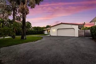 2417 NE 19th Ave, Wilton Manors, FL 33305 - Photo 30