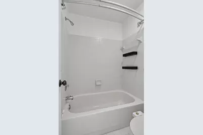 2047 Discovery Circle E, Deerfield Beach, FL 33442 - Photo 26
