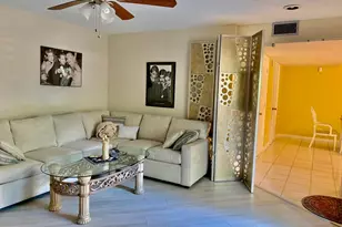 8115 SW 24th St, North Lauderdale, FL 33068 - Photo 4