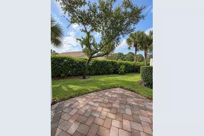 4730 S Prive Circle, Delray Beach, FL 33445 - Photo 34