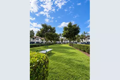 4730 S Prive Circle, Delray Beach, FL 33445 - Photo 40