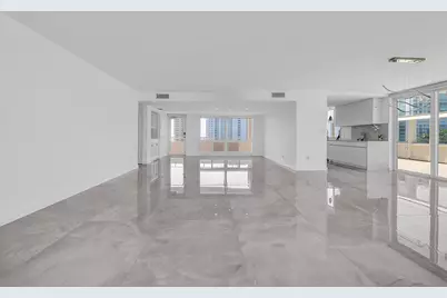 201 N Riverside Drive #802, Pompano Beach, FL 33062 - Photo 8
