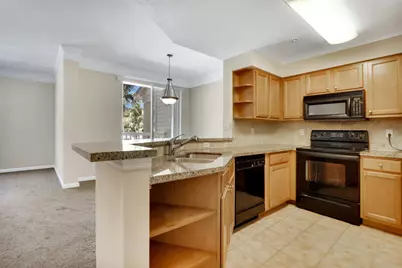 255 Murcia Drive #203, Jupiter, FL 33458 - Photo 4