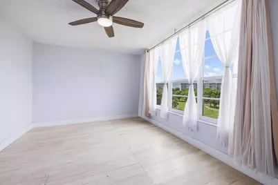 575 Oaks Lane #708, Pompano Beach, FL 33069 - Photo 16