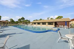 313 Pine Ridge Cir, Greenacres, FL 33463 - Photo 22