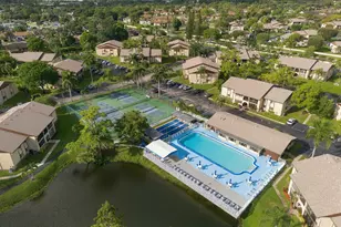 313 Pine Ridge Cir, Greenacres, FL 33463 - Photo 24