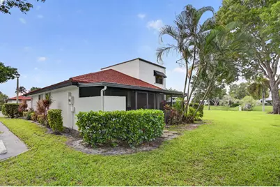 509 NW 36th Avenue, Deerfield Beach, FL 33442 - Photo 6