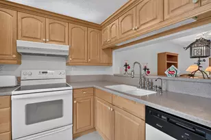509 NW 36th Ave, Deerfield Beach, FL 33442 - Photo 12