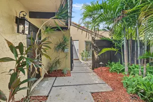 5987 Patio Dr, Boca Raton, FL 33433 - Photo 10